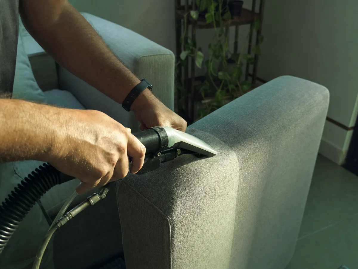 Upholstery Cleaning in Burbank, CA